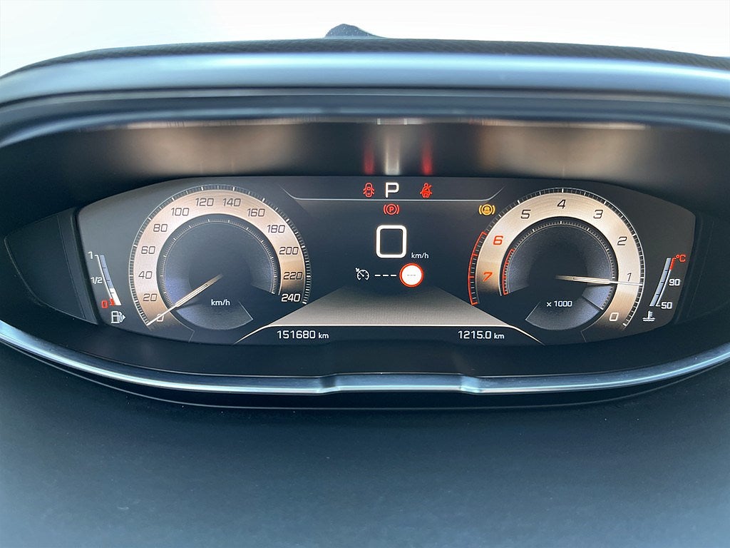 Bild på Peugeot 3008 GT-Line 1.2 PT 130hk Aut - B-KAMERA, CARPLAY