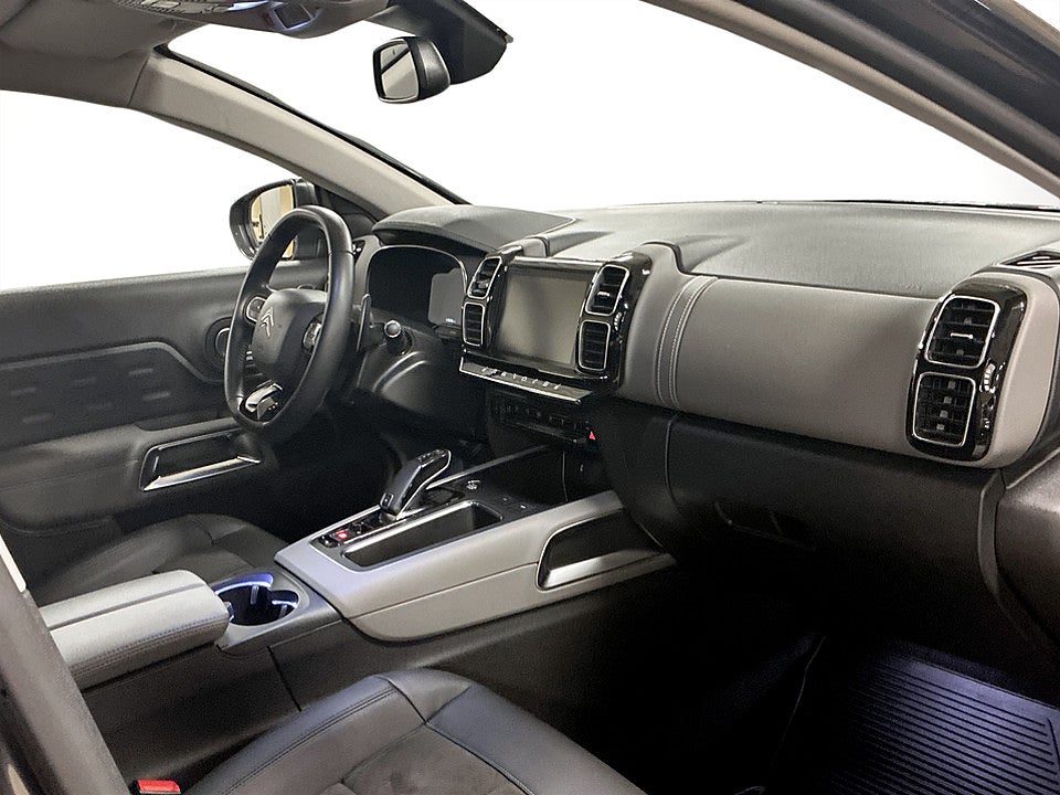 Bild på Citroën C5 Aircross Shine Exclusive 1.6 PT 180hk Aut PANO NAVI