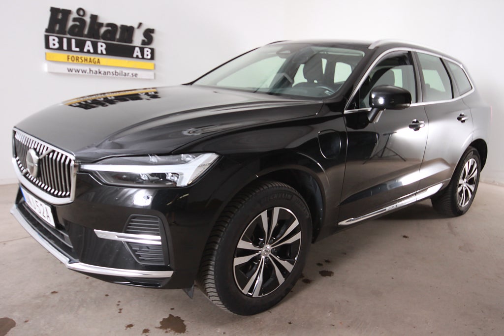 Volvo XC60 Recharge T6 AWD Aut Core | Panoramaglastak | Dragkrok