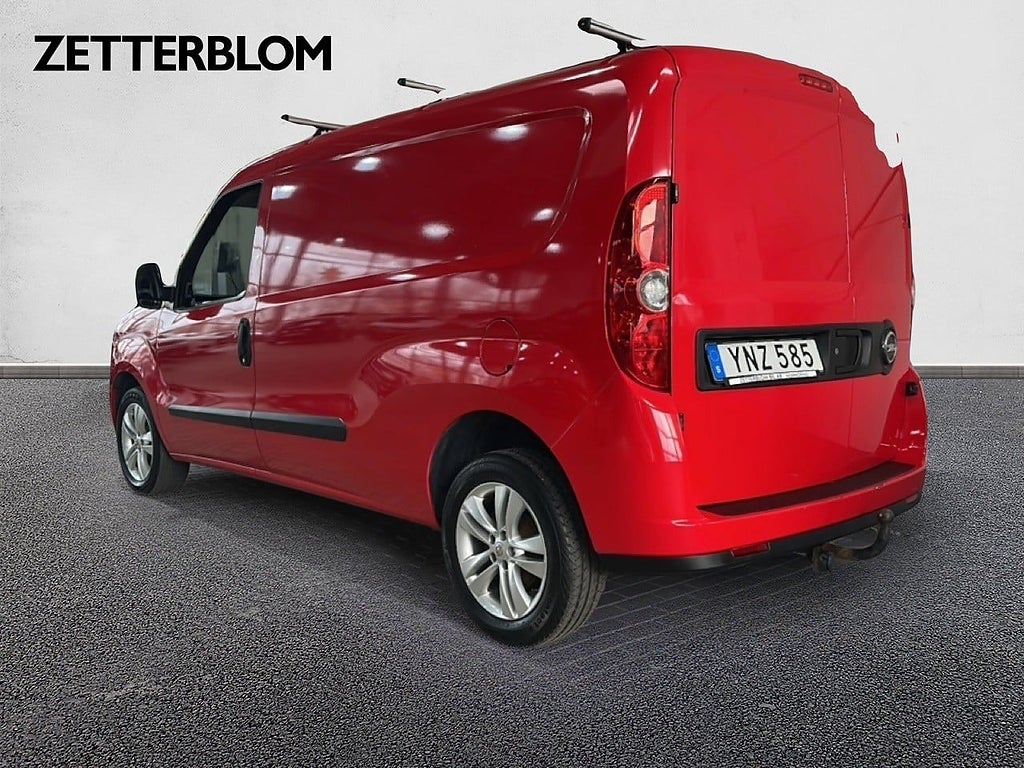 Transportbil - Skåp Opel Combo 3 av 17