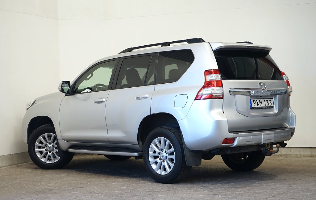 Toyota Land Cruiser 2.8 D-4D 4WD Off-Road Visibility 177hk