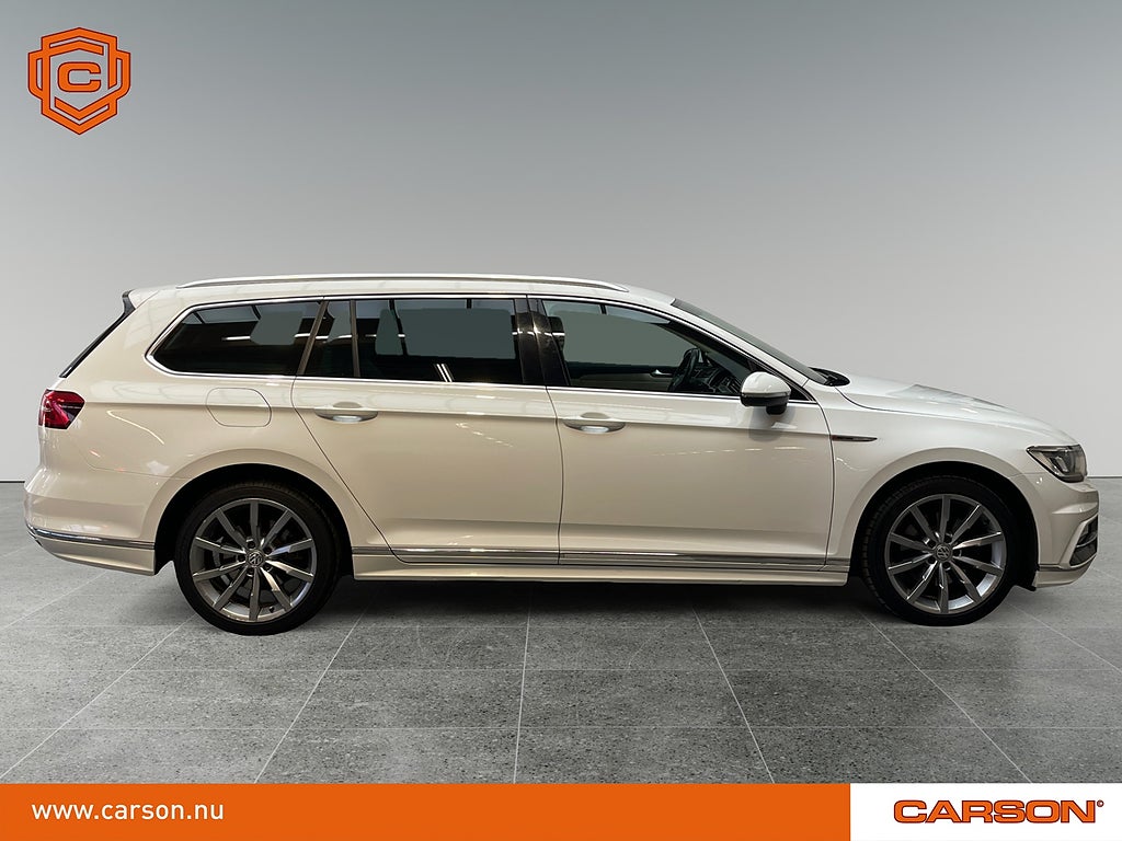 Volkswagen Passat 4,99% SC 2.0 TDI 4M R-line GT Backkamera Apple Drag