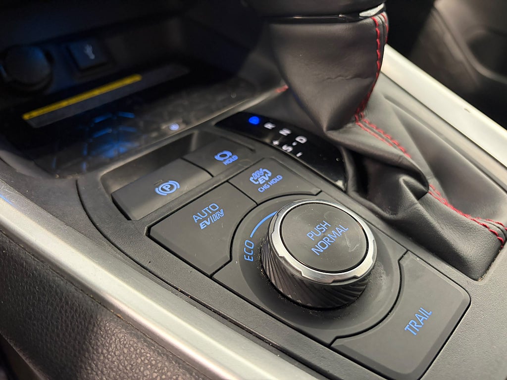 Toyota RAV4 2021 - miniatyr 28