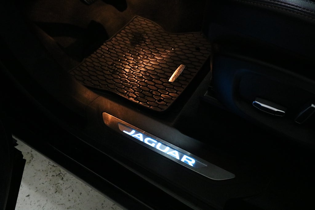 Jaguar F-Pace 2019 - miniatyr 7