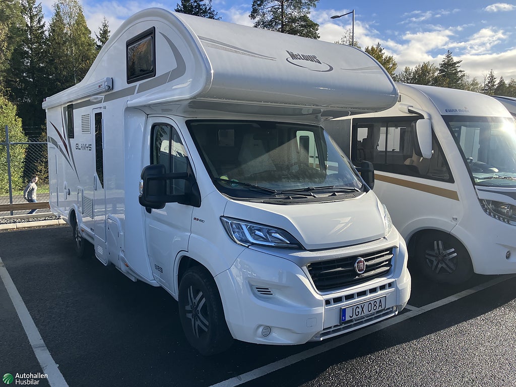 McLouis GLAMYS 823 Våningsängar, Bodels AC, Vinterdäck