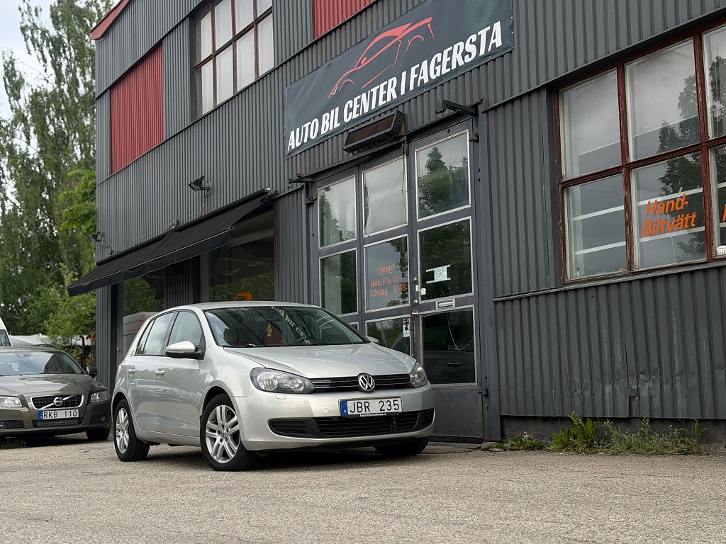 Volkswagen Golf 5-dörrar 1.4 TSI Ny besiktad Ny servad Drag Värme 