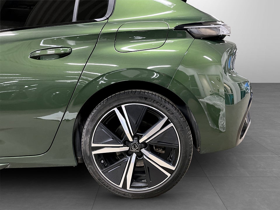 Bild på Peugeot 308 5D GT Hybrid 225hk Aut - B-KAMERA, RATTVÄRME