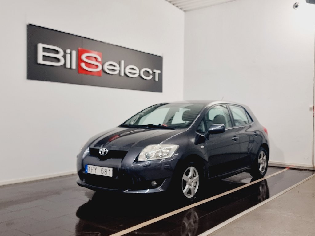 Toyota Auris 5-dörrar 1.6 Valvematic Ny Servad 6 Växel 