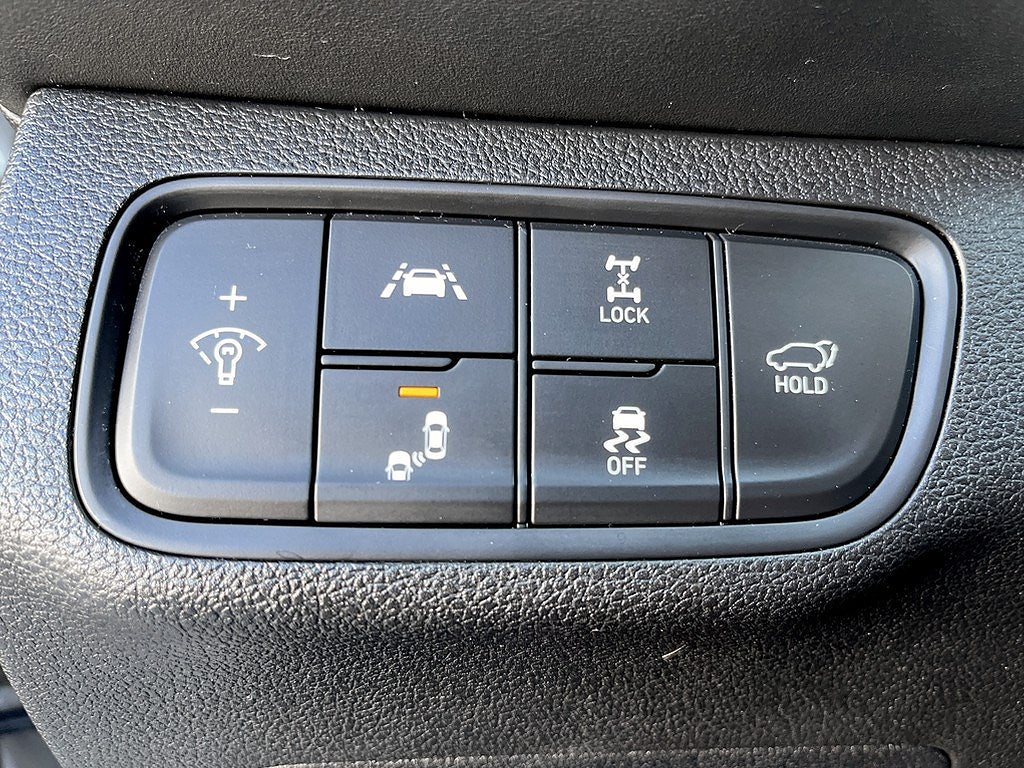 Bild på Hyundai Santa Fe Premium 2.2 200hk Aut AWD - 7-SITS,B-KAMERA,ELSTOL