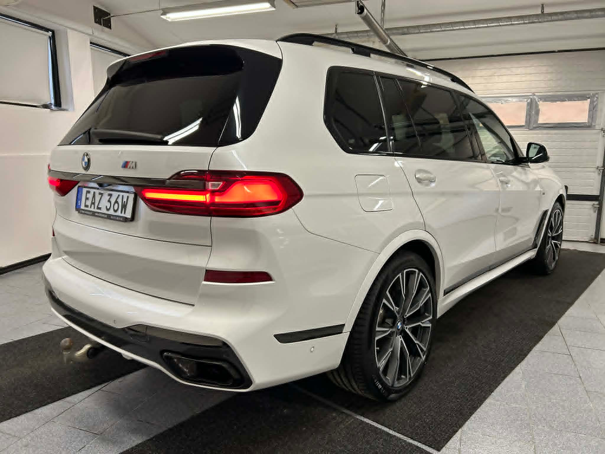BMW X7 M50d 400 hk 6 sits 2021, bild 2/10