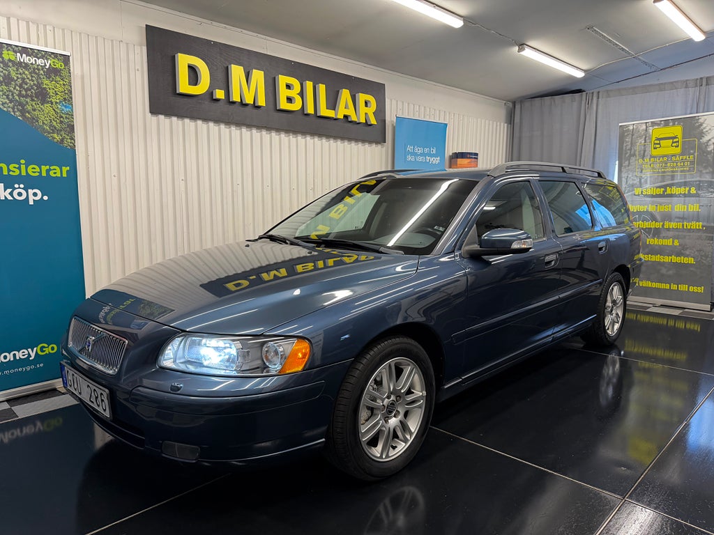 Volvo V70 2.4 Classic, Momentum Euro 4,Låga mil,Nybesiktad