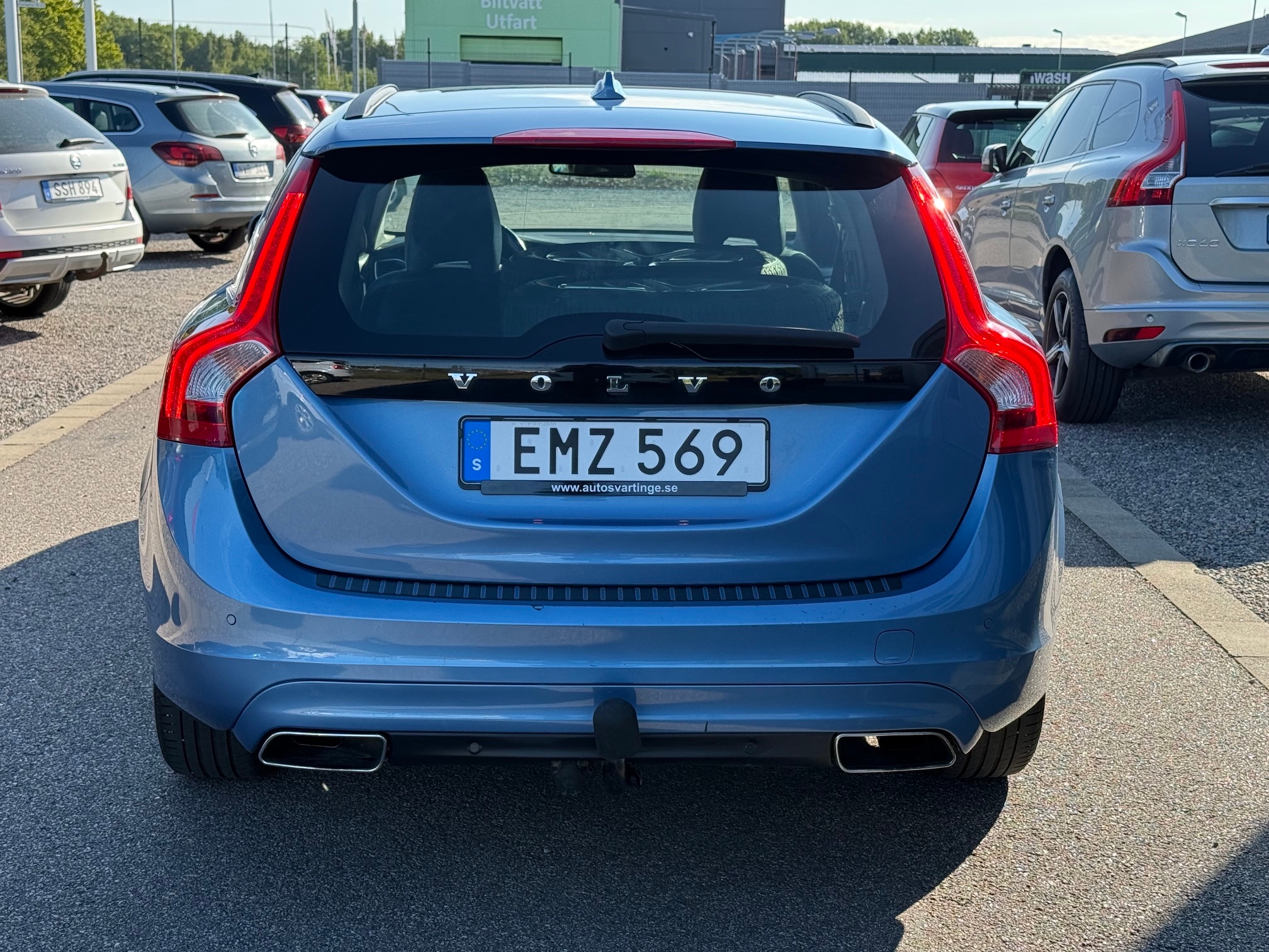 Volvo V60 2015, photo 7/46