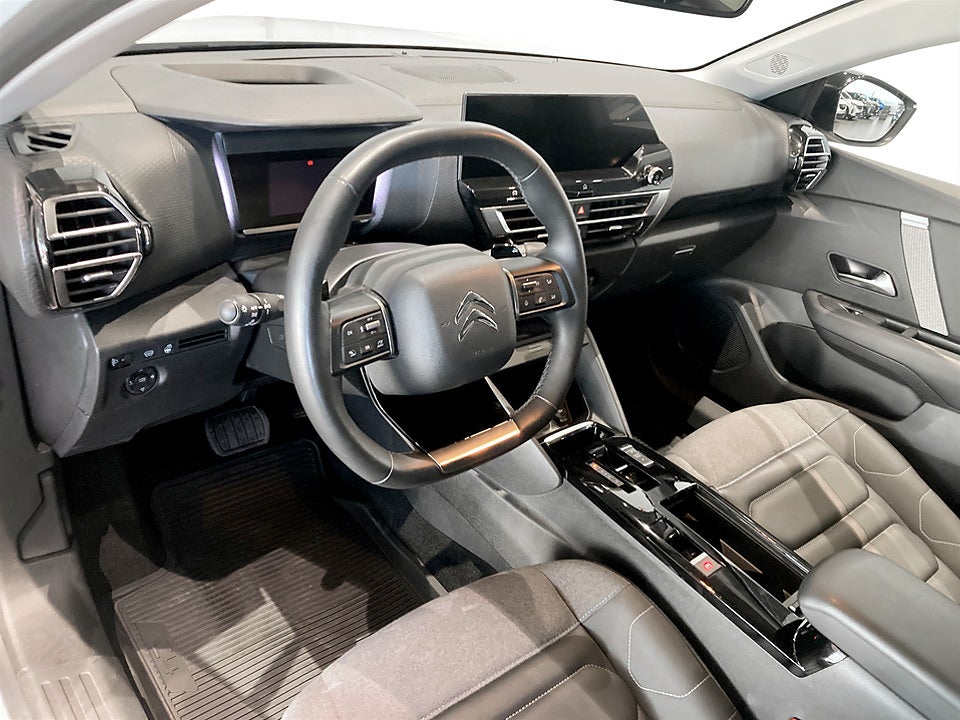 Bild på Citroën C4 Shine 1.2 PT 130hk Aut B-KAMERA NAVI