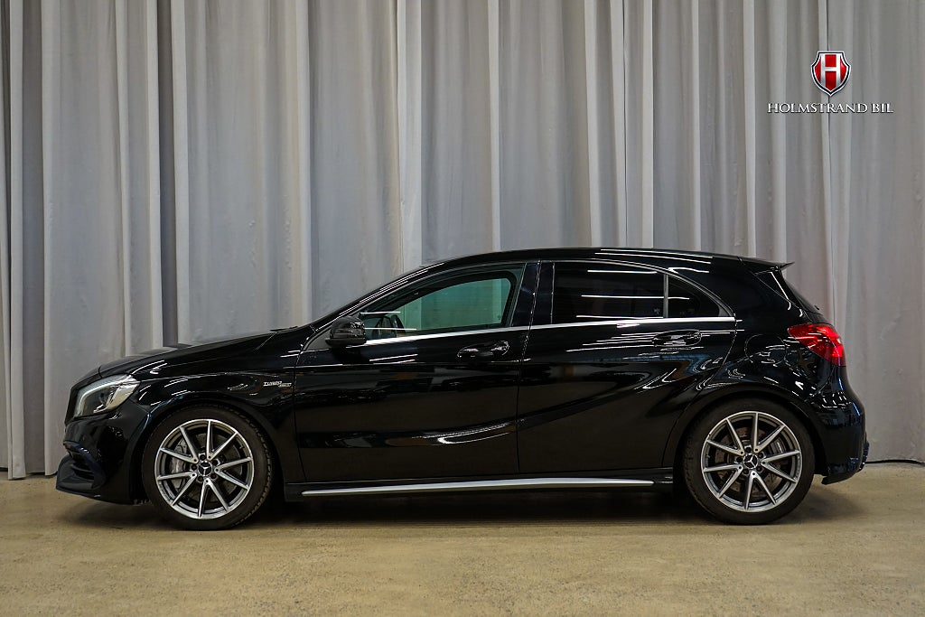 Mercedes-Benz A45 A 45 4MATIC 381hk Facelift Designo-bälten Kamera 18" 