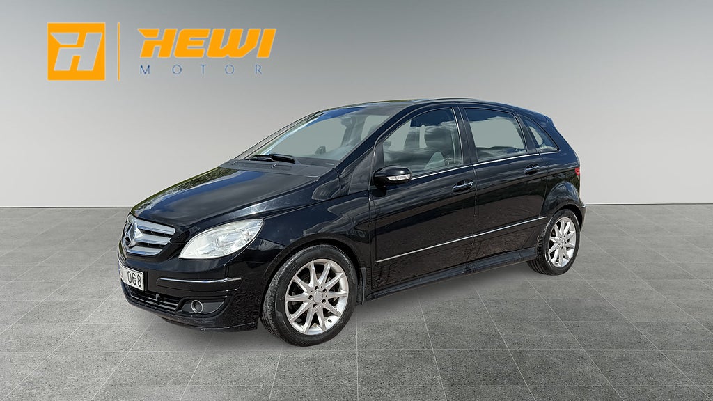 Mercedes-Benz B 200 Turbo Sports Tourer|Nybesiktad|Panorama|Halvskinn