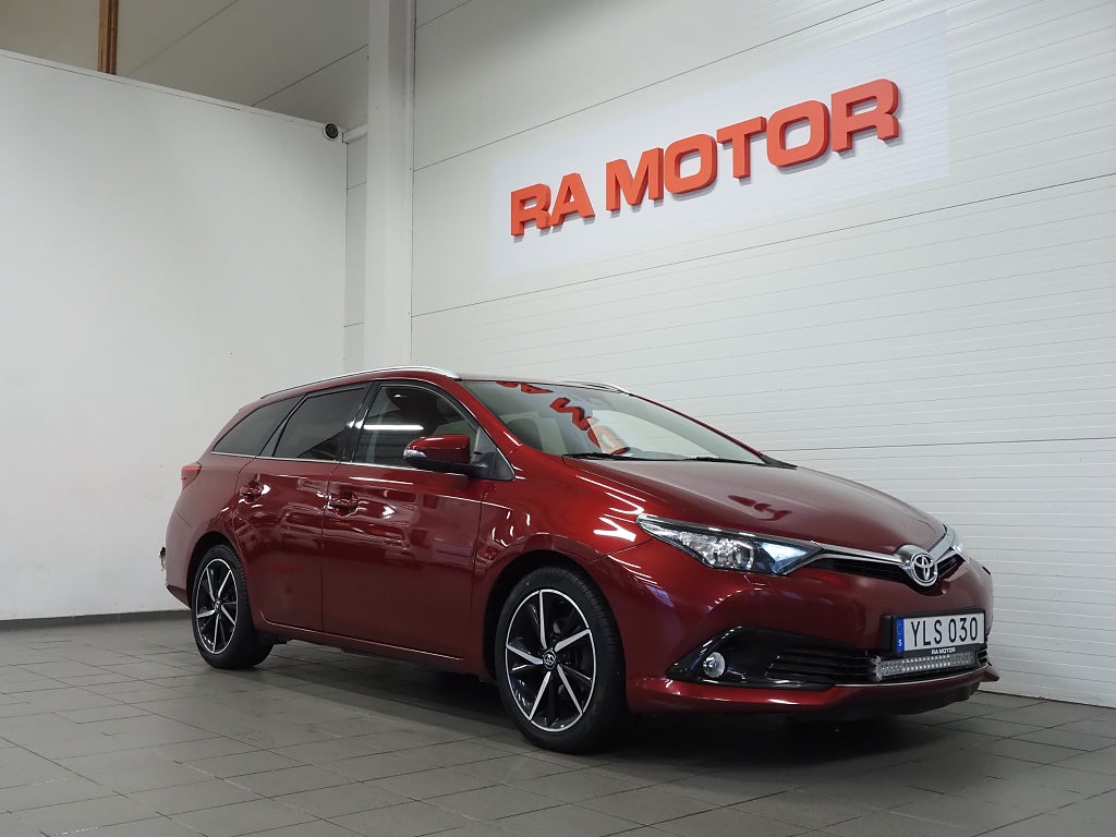 Toyota Auris Touring Sports 1.2 Turbo Multidrive S Intense Drag 2017