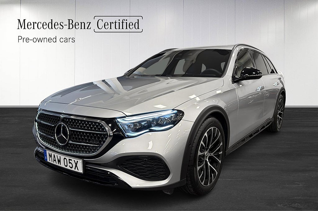 Mercedes-Benz E 300 de 4MATIC All-Terrain Drag Superscreen Burmester