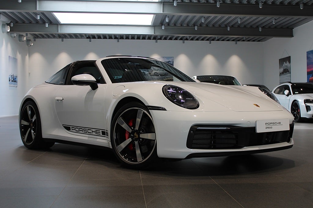 Porsche 911 Targa 4S 992