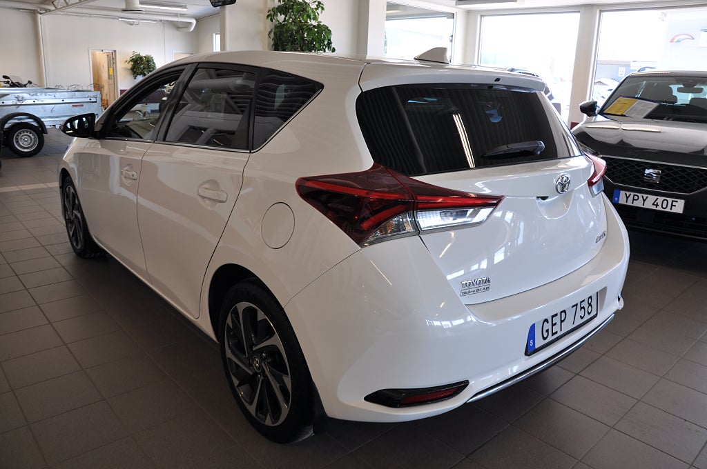 Toyota Auris 2015 - miniatyr 7