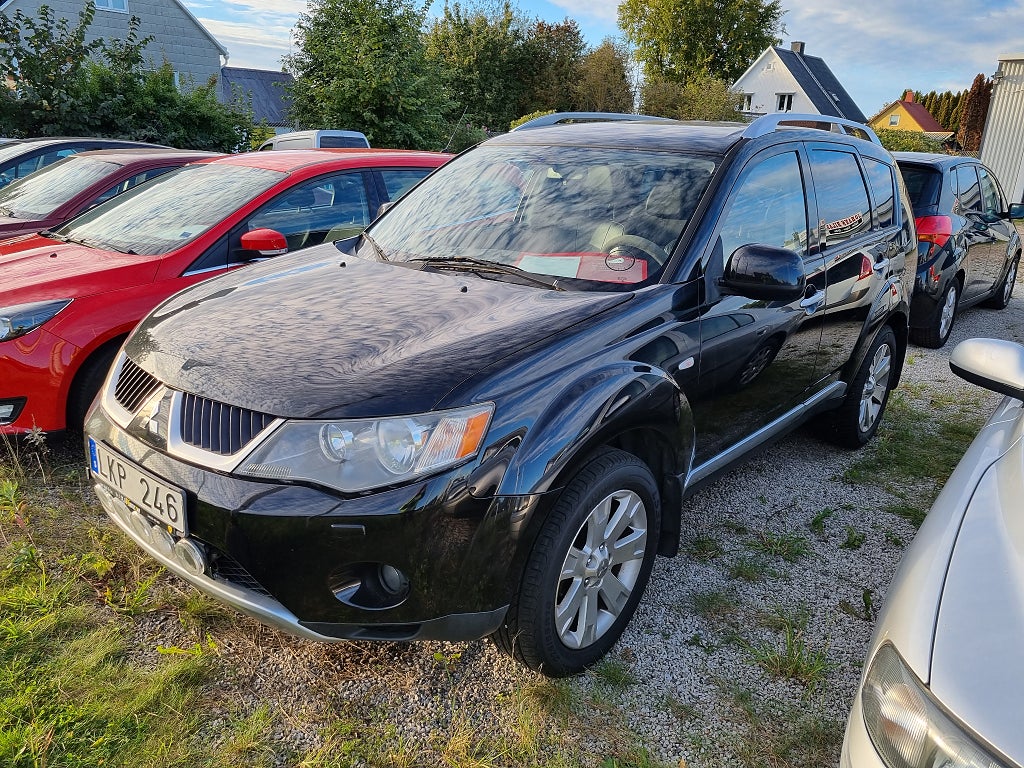 Mitsubishi Outlander 170hk, 7-Sitsig, 2.4 MIVEC AWC INVECS-III CVT
