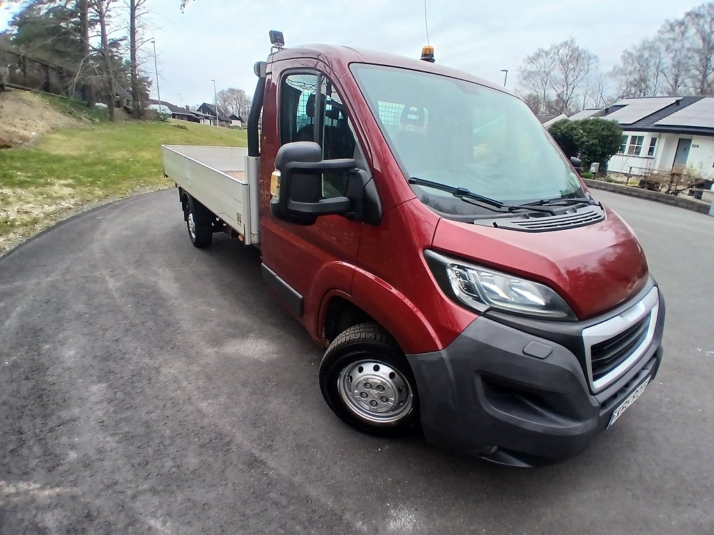 Peugeot Boxer Chassi Cab 335 2.2 HDi 