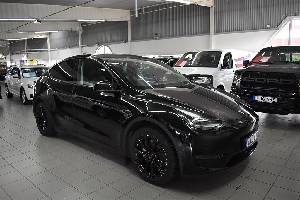 Tesla Model Y Long Range AWD, 514hk