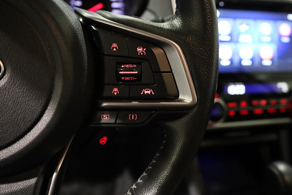 Subaru Outback 2,5i 175hk Ridge AWD Aut Drag M-värme Kamera Läder 2020