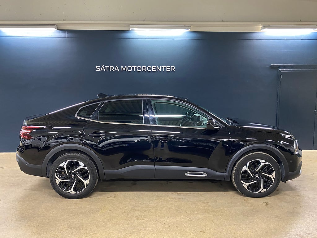 Bild på Citroën C4 X SHINE 1.2 PT 130hk Aut - CARPLAY, RATTVÄRME