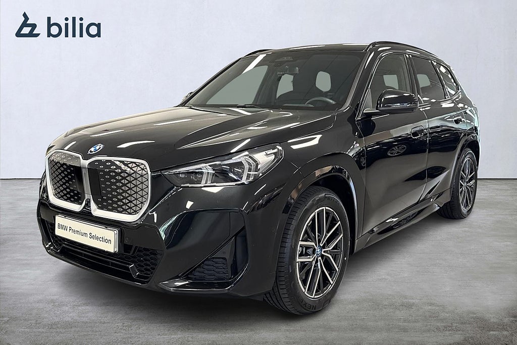 BMW iX1 xDrive 30 M-sport | Drag | Head-up | Aktiv farth. | 360