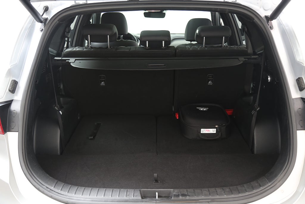 Hyundai Santa Fe PHEV 265hk 6AT 4WD 7 sits Advance Nappa Luxury pack 2023