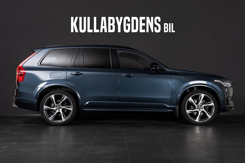 Volvo XC90 B5 AWD R-Design | HUD | Panorama | Dragkrok | Värmare