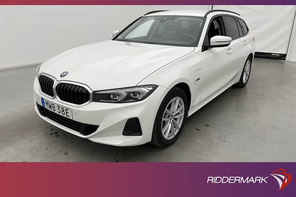 BMW 330 e xDrive Touring 292hk Skinn Drag Navigation