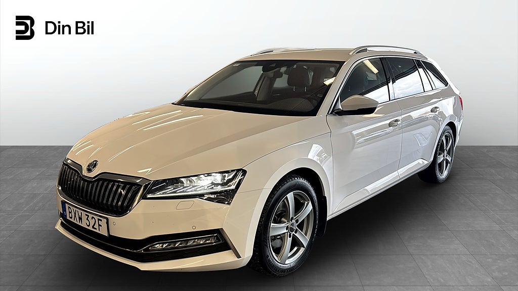 Skoda Superb Combi iV TSI218 LADDHYBRID DSG
