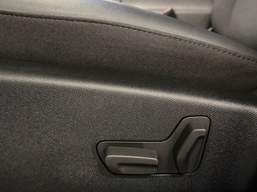 Citroën C5 Aircross 225hk Plug-in Dragkrok Förklimatisering Navi 360° Apple bild 18