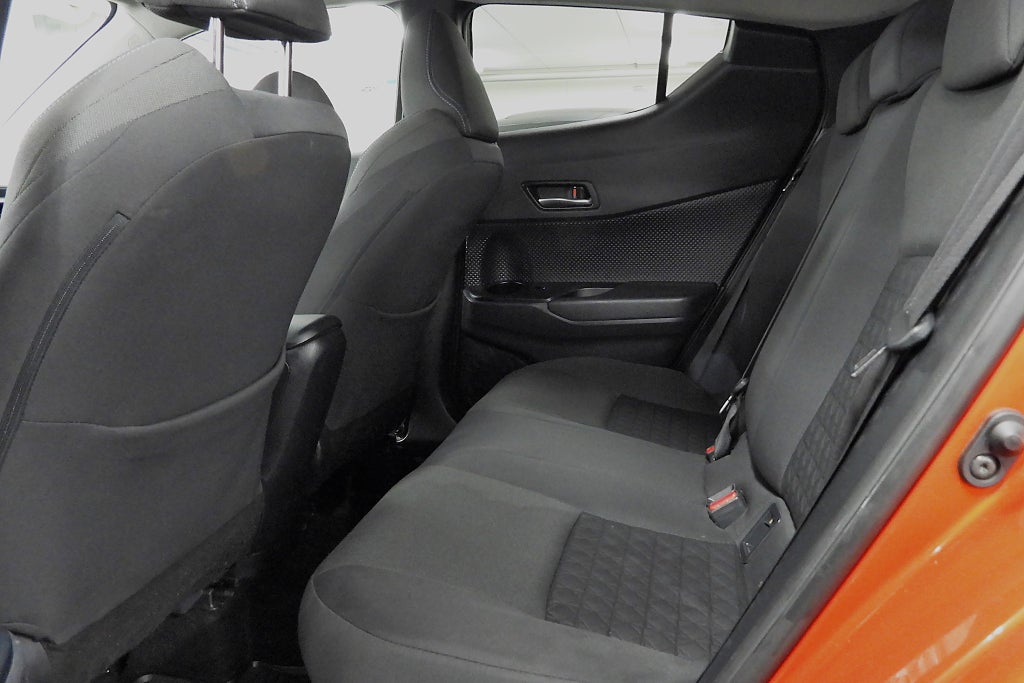 Toyota C-HR Hybrid CVT, 122hk, 2021