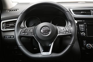 SUV Nissan Qashqai 14 av 21