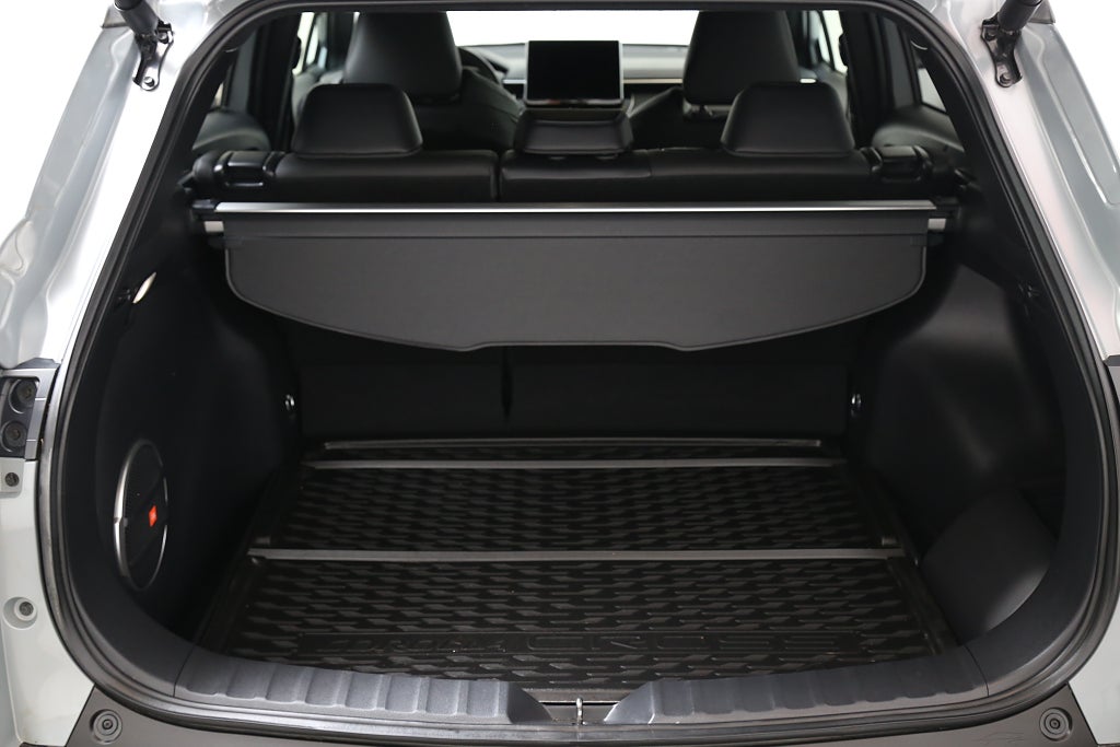 Toyota Corolla Cross Hybrid AWD-i e-CVT 197hk Executive Navi JBL Motorv 2024