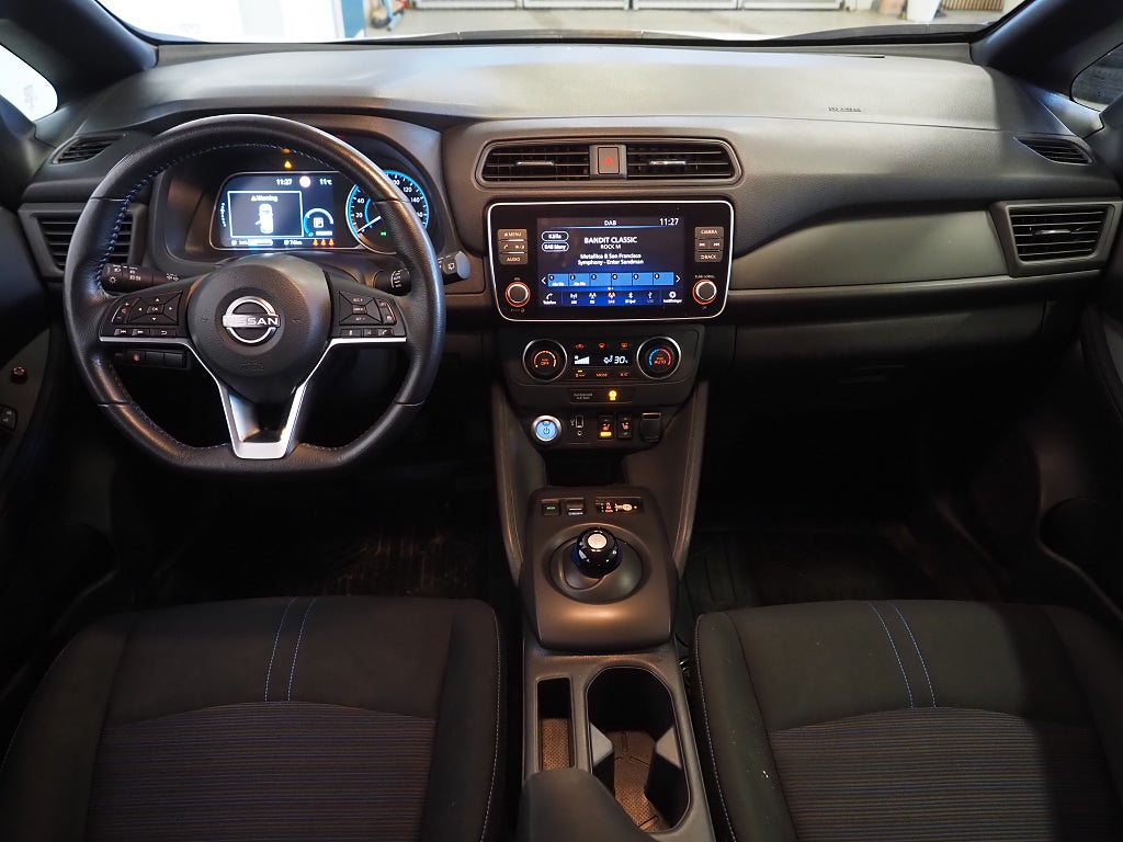 Nissan Leaf 40 kWh 150hk Acenta |Backkamera| Rattvärme | 2023