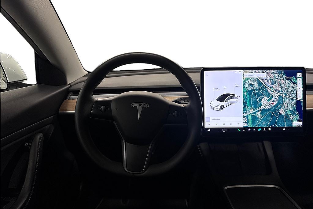 Tesla Model 3 Long Range AWD, FR 2,95%, Pano, Autopilot