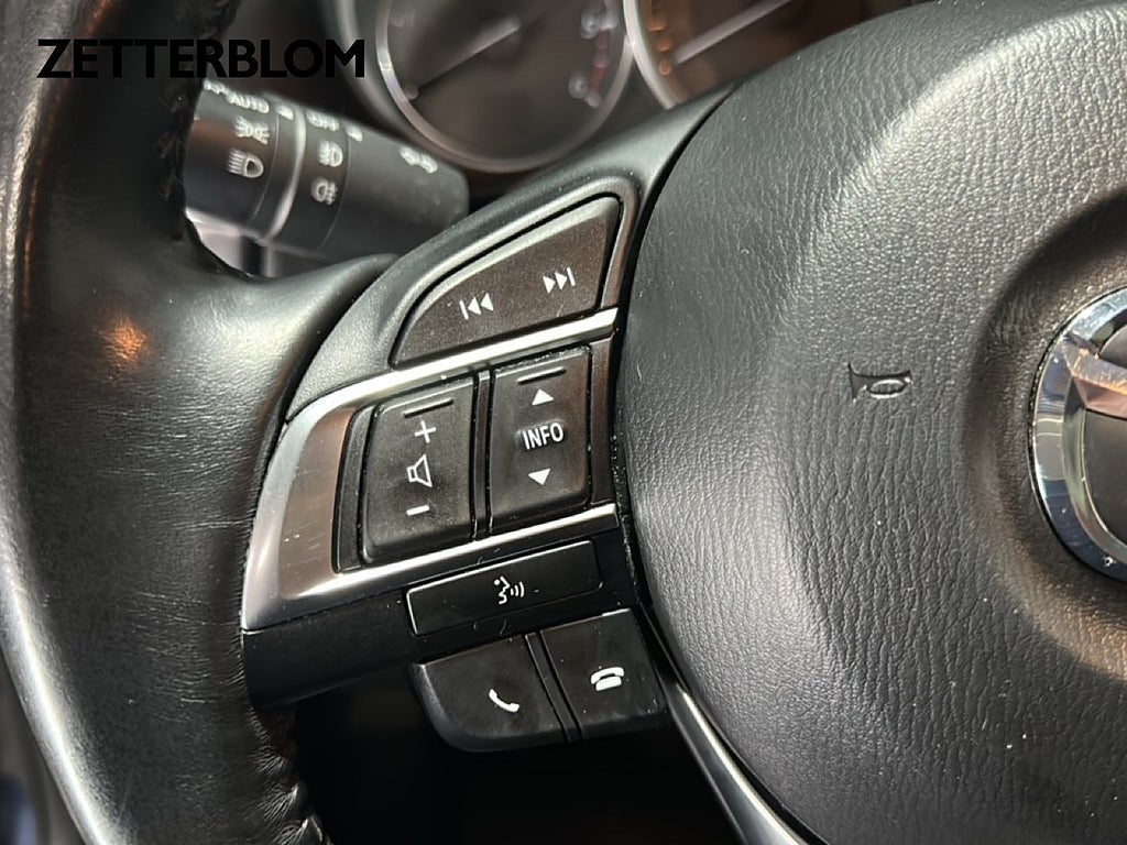 SUV Mazda CX-5 16 av 20