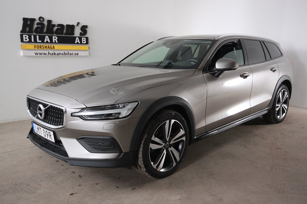 Volvo V60 Cross Country B4 AWD Geartronic Momentum Euro 6