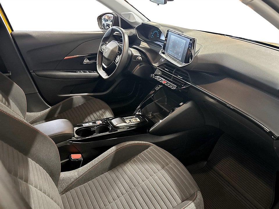 Bild på Peugeot E-208 Active 50kWh 136hk Aut CARPLAY BACKSENSORER