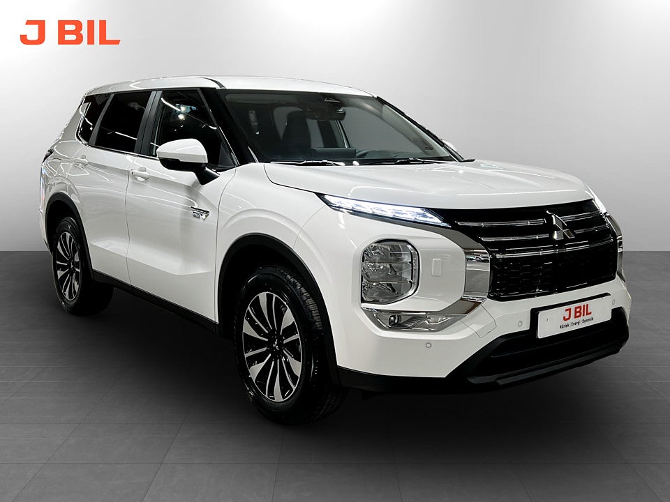 Bild på Mitsubishi Outlander Invite PHEV 4WD