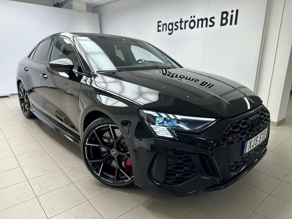 Audi RS3 Sedan 400 hk S tronic RS Sportavgassystem