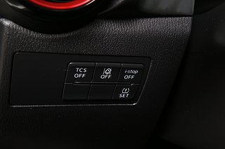 Halvkombi Mazda CX-3 13 av 25