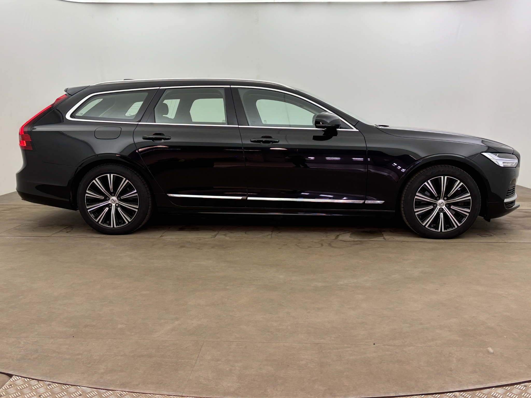 Volvo V90 Recharge T6 AWD Google 2022, bild 7/58