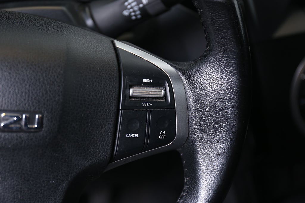 Isuzu D-Max Crew Cab Viking Edition Aut D-Värme Drag Leasbar 2017