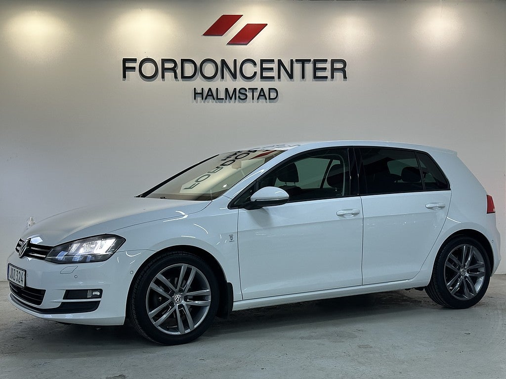 Volkswagen Golf 5-dörrar 1.2 TSI 110hk Automat, B-Kamera|Drag|Carplay