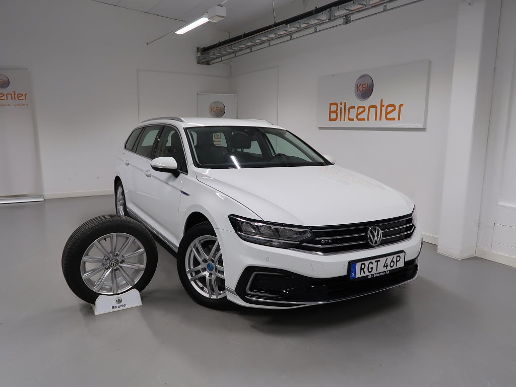 Volkswagen Passat *KFL 10 år 2,99%* GTE 1.4 TSI V-Däck ingår Drag-Kamera-Värmare-C