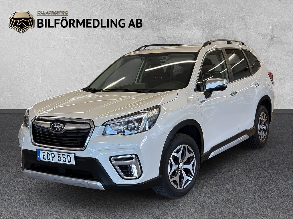 Subaru Forester e-Boxer AWD Active Drag B-Kam Carplay  Adapt. Fart 